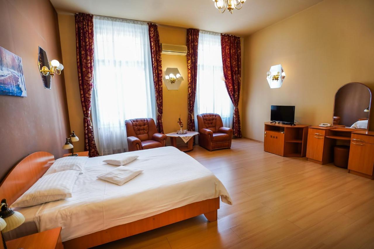 Hotel Agape Kaloşvar Dış mekan fotoğraf